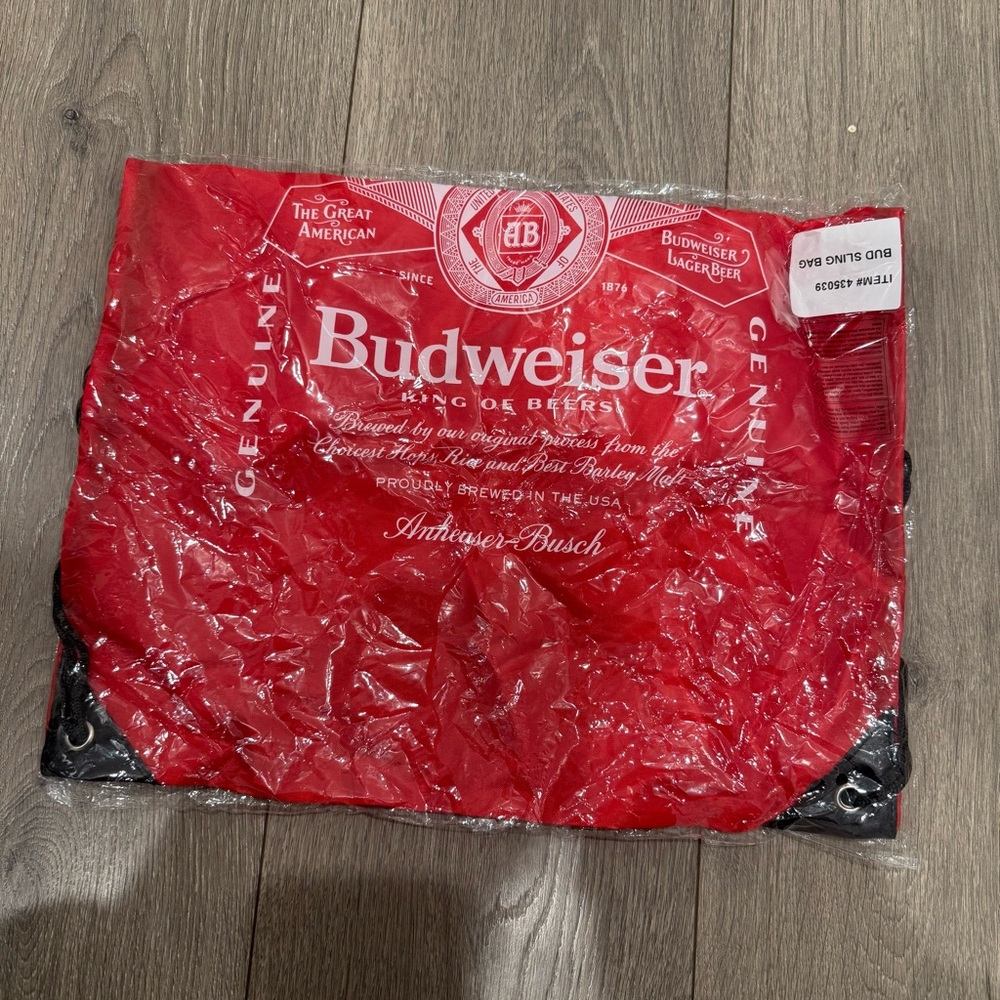 Budweiser Red Backpack with Logo - Picture 3 of 3